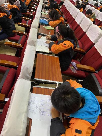 点亮智慧火花,争当计算能手_html_77e52aff.jpg
