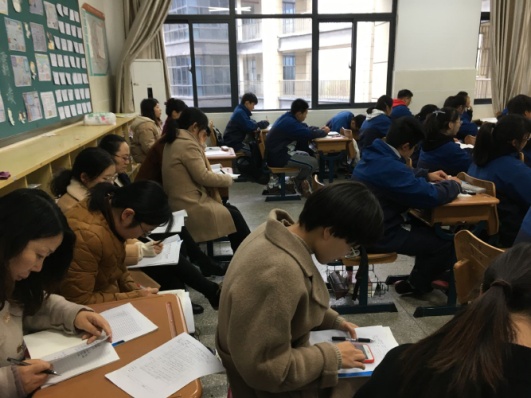十一月份英语教研组工作小结_html_3b627320.jpg