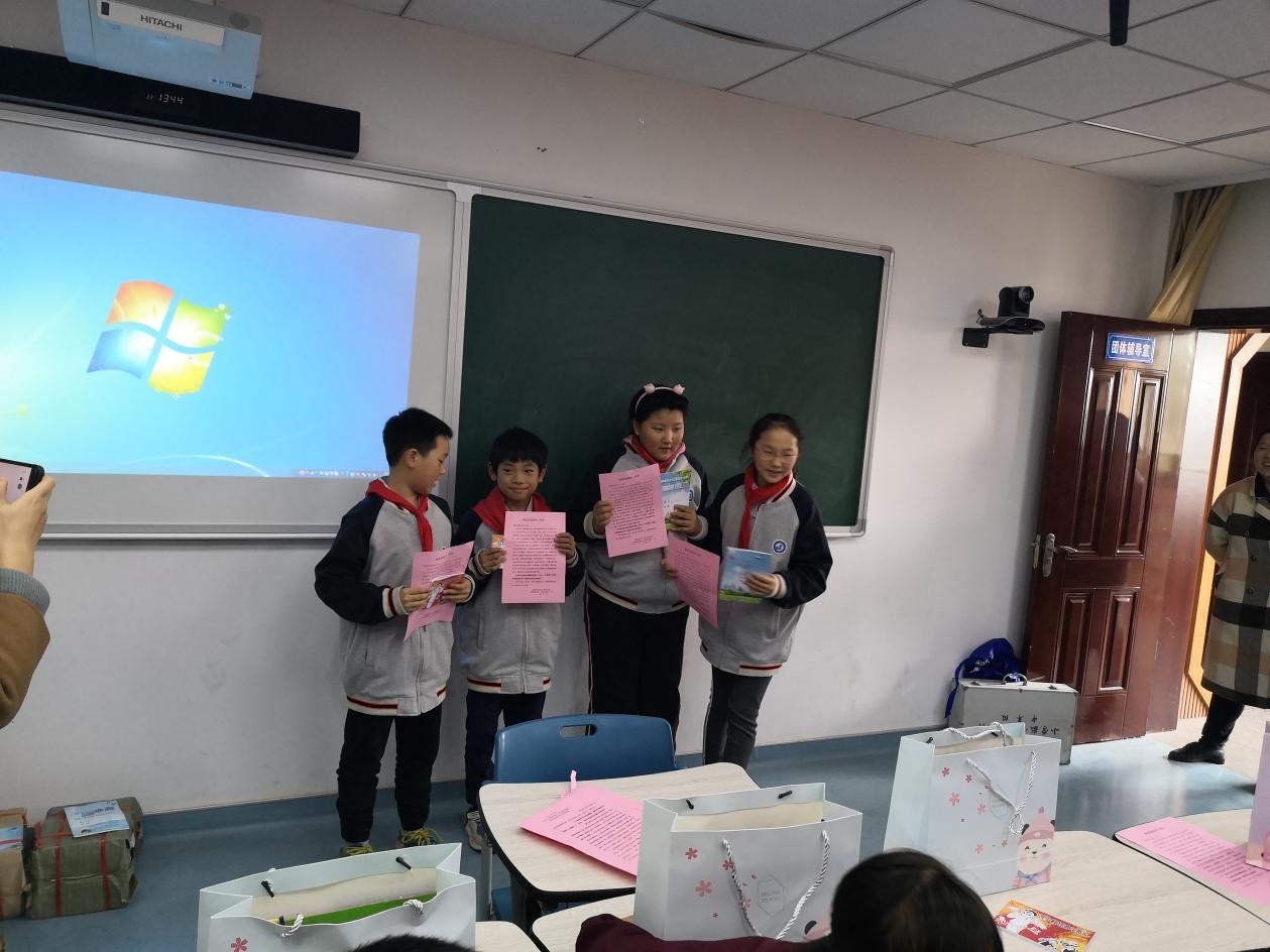 崇尚科学，反对邪教_html_44789c10.jpg