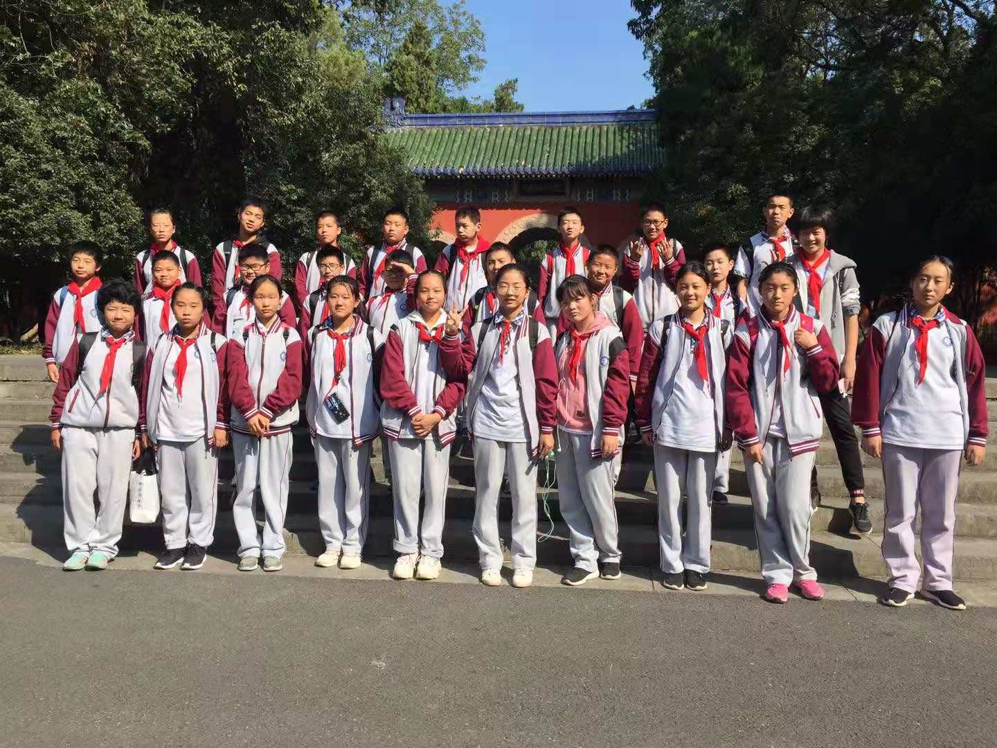 走过春的明媚_html_273fcc7b.jpg
