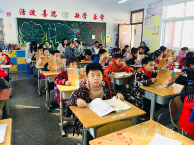 教师听课.jpg
