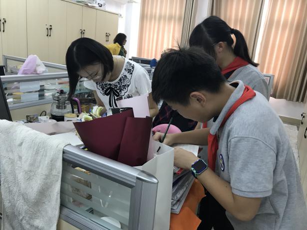【湖畔光影】致六年级家长的一封信（1）_html_m7ad87573.jpg