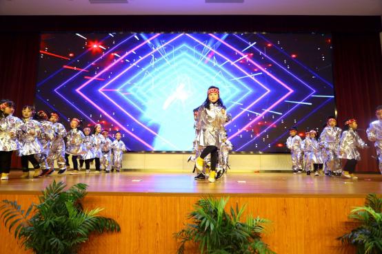 20200103祥和园区元旦文艺汇演活动_html_m62d1a553.jpg