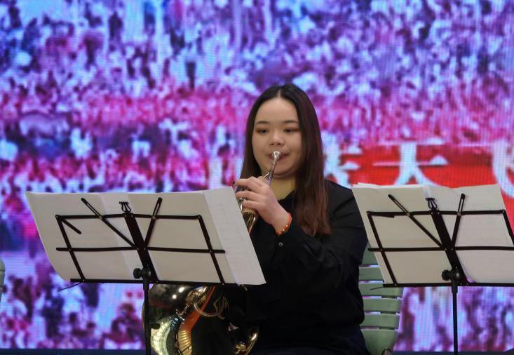 一年级嘉年华报道德育)_html_m2c7d5fb7.jpg