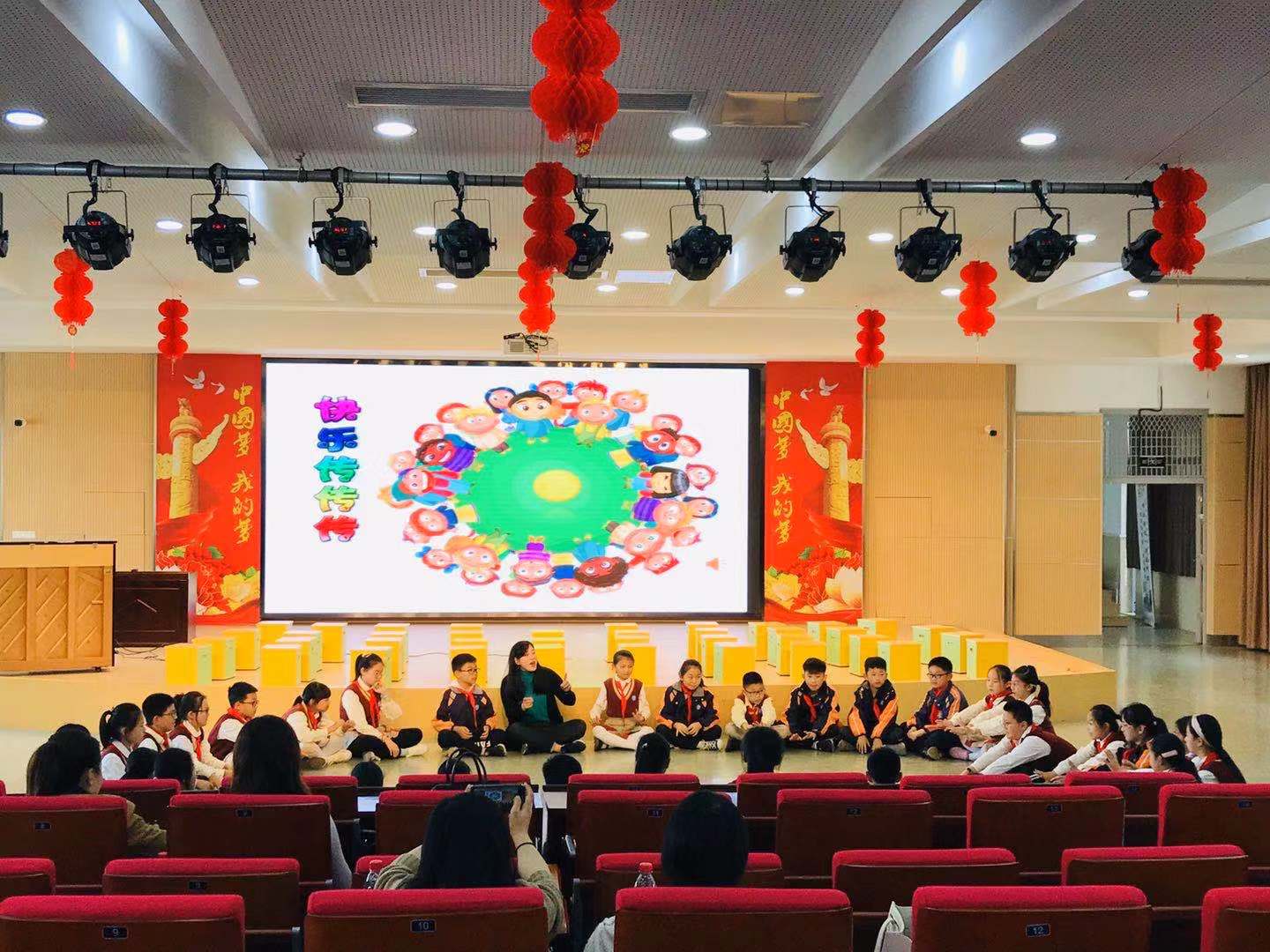 栖霞区东片音乐教研活动报道(1)_html_m6b2b4ad9.jpg