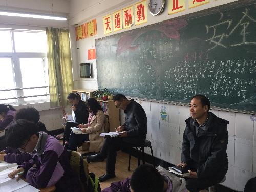 【百炼实初】冲破迷雾 指引方向 扬帆远航