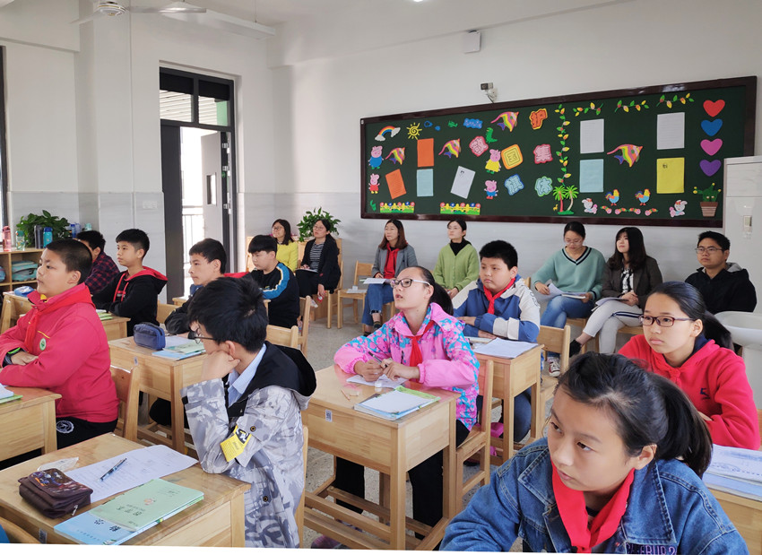 191101石埠桥小学数学组校本研修活动（四）图片 (3).jpg