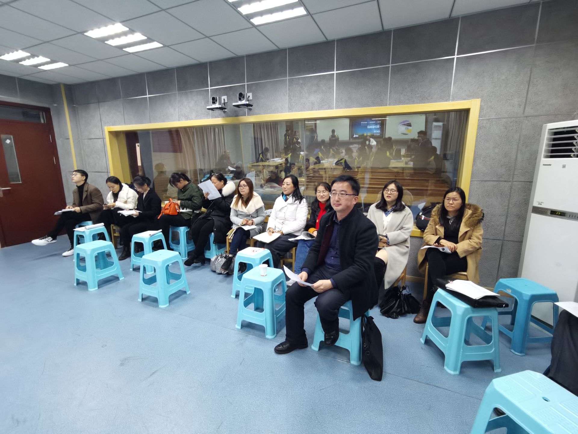 班主任外出培训学习_html_102d20ec.jpg