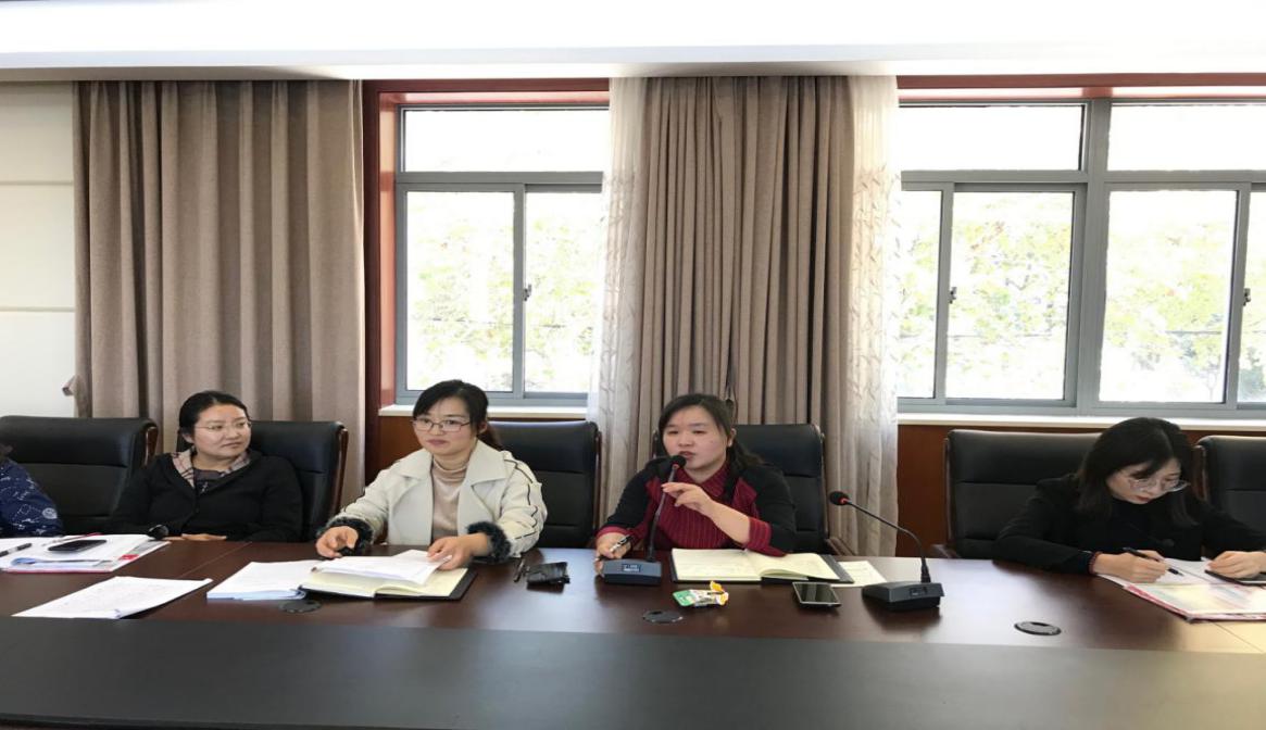 以爱为本 以德育人_html_1a9c3803.jpg