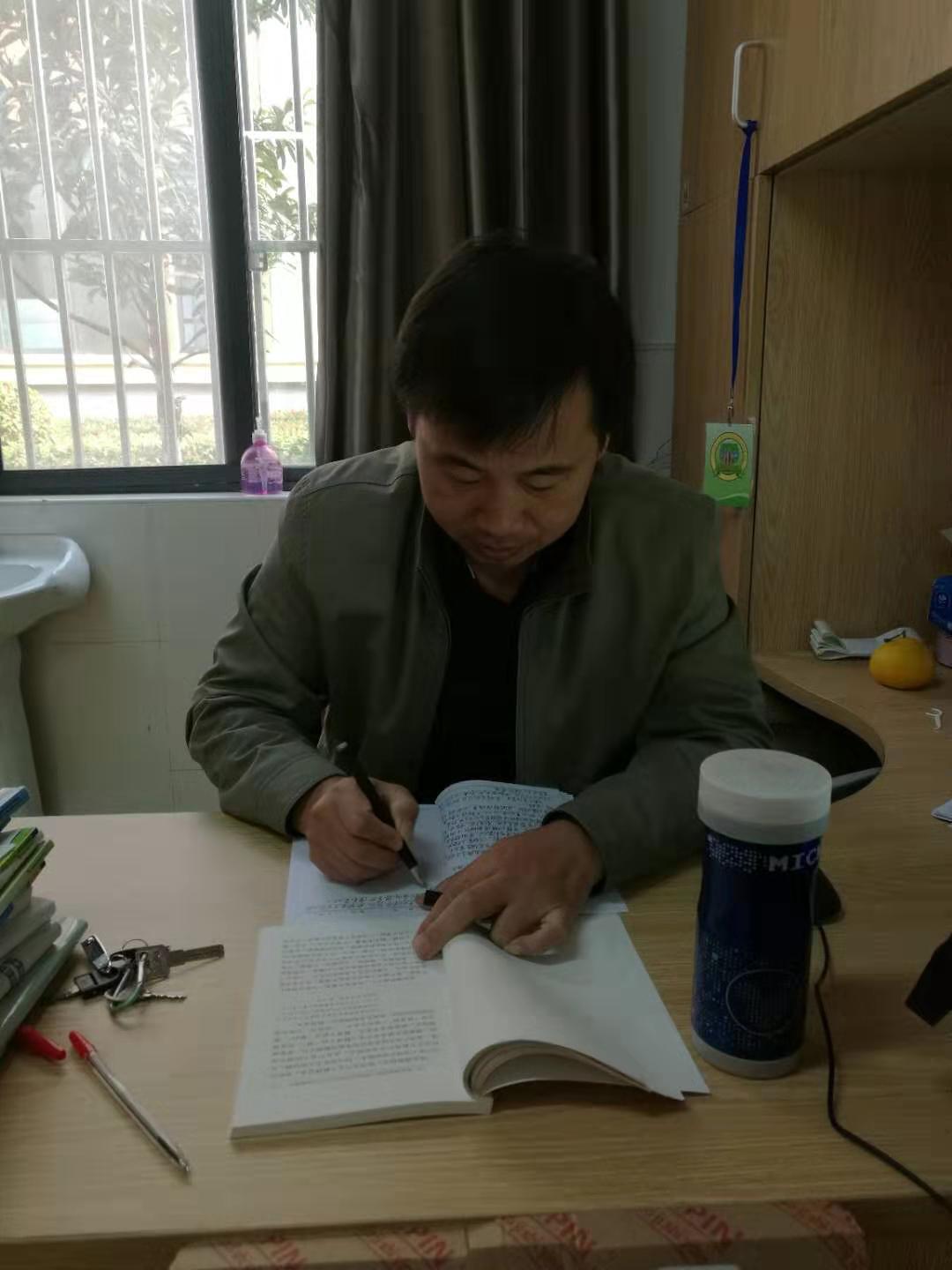 读书笔记摘抄t_html_5c689873.jpg
