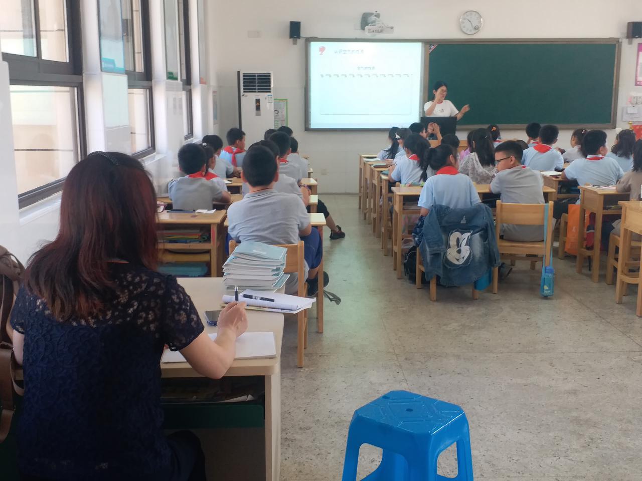 【湖畔光影】迎督导，促规范，助成长_html_3e57b2f.jpg