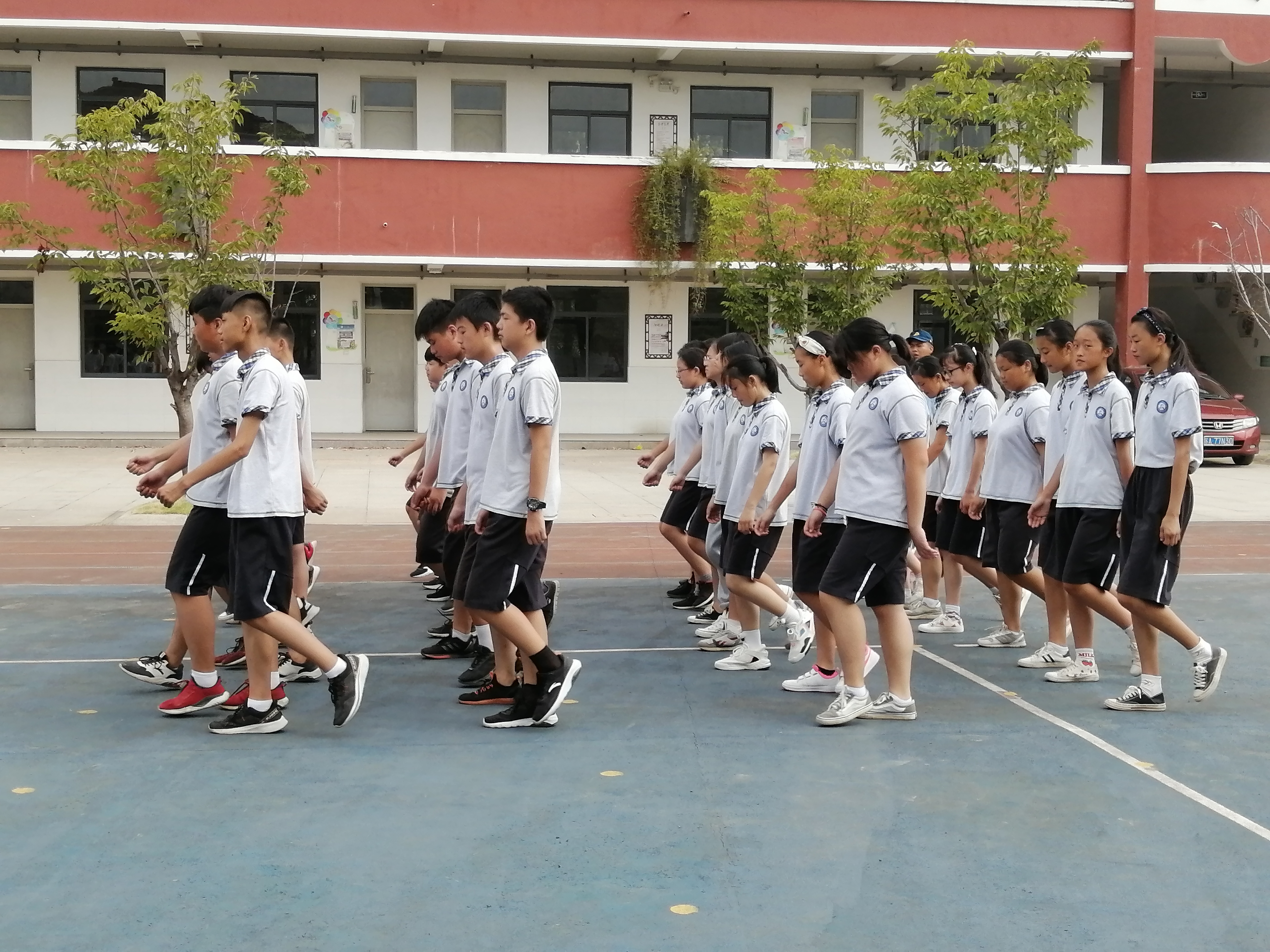 以赛代练_html_m783ffc36.jpg
