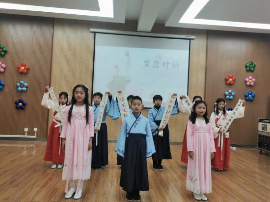 小书童演绎大精彩_html_5d6ce43c.jpg