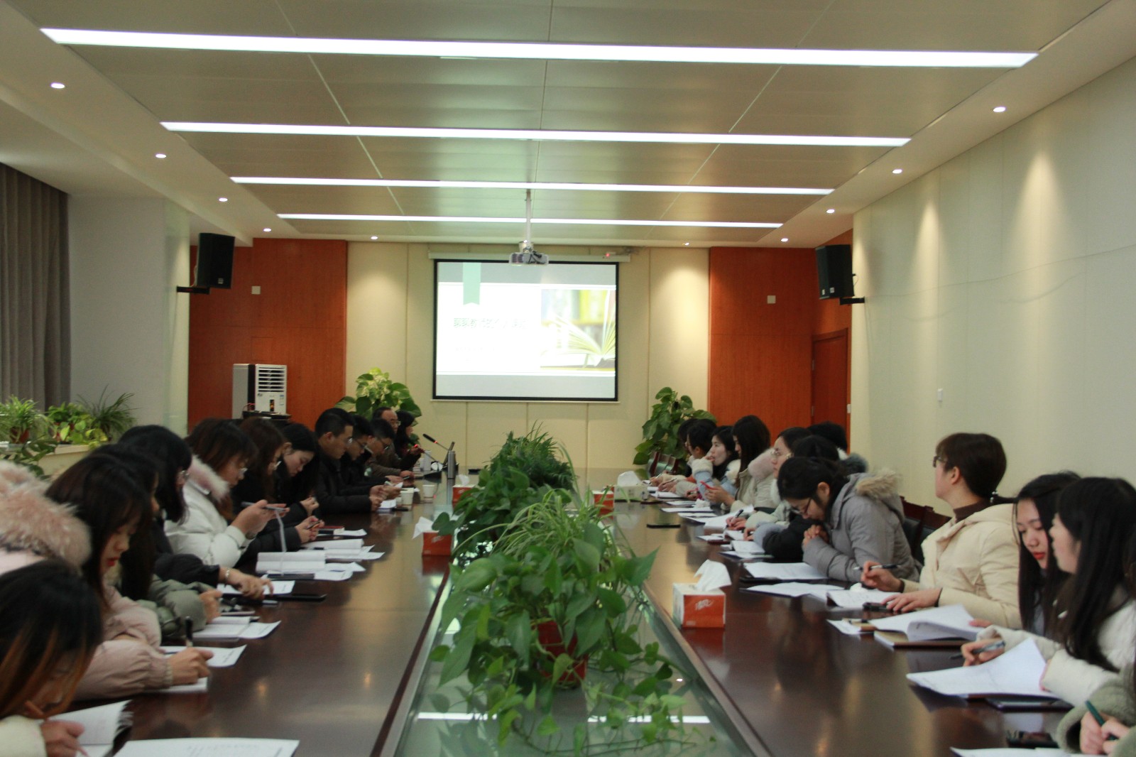 【知行晓庄】专家引领教师课题研究   科研促进教师专业成长——南京市晓庄小学举行个人课题申报培训会