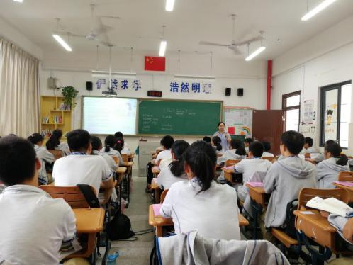 九月份英语教研组工作小结_html_15430216.jpg