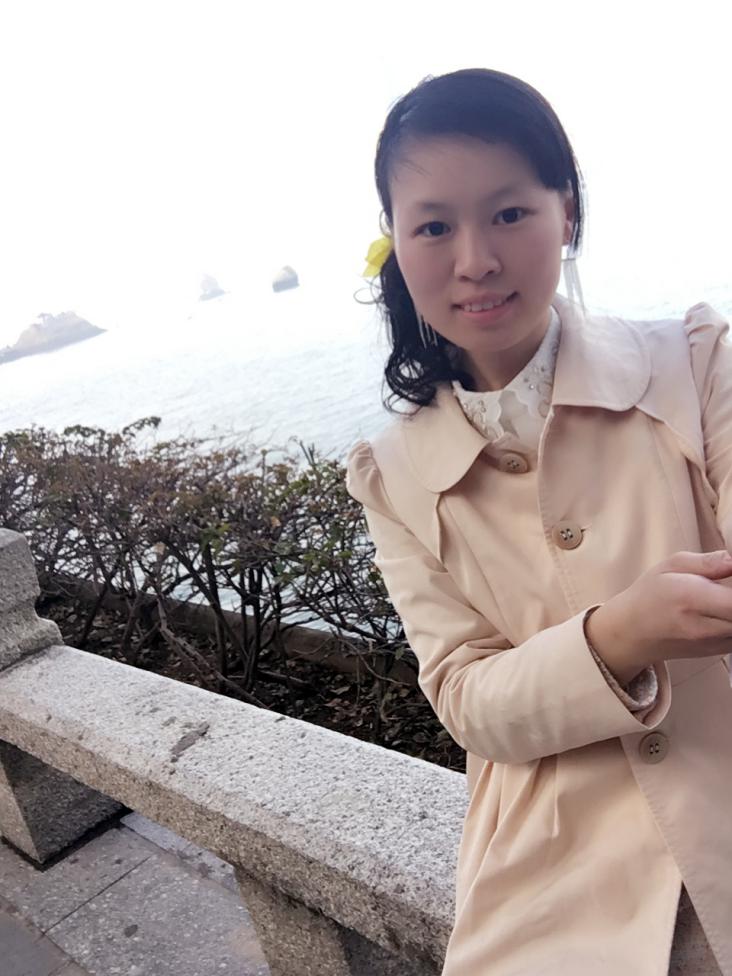 大二班家委会照片_html_m3018079b.jpg