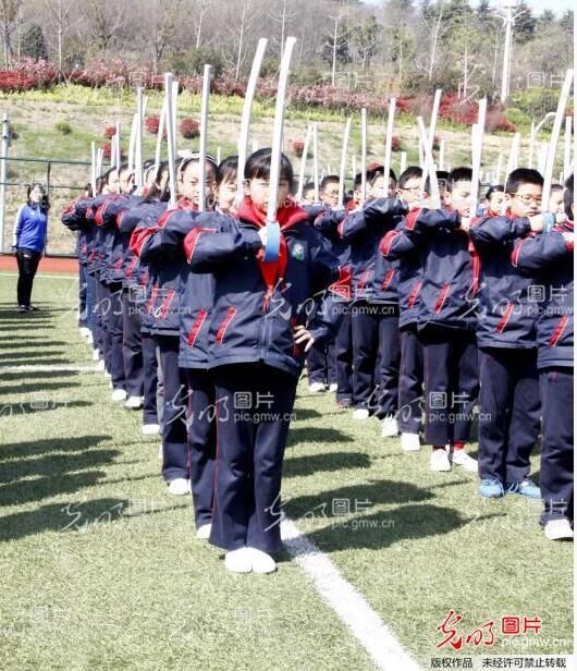 江苏省重大项目开题暨学校体育网络教研工作会议系列报道（二）