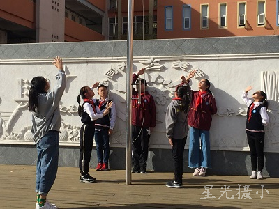 1升旗仪式.jpg