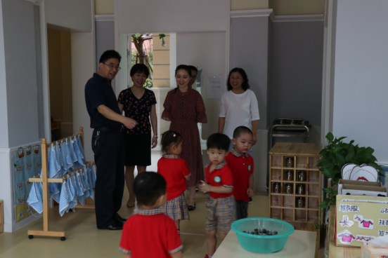 20180917区教育局王守云书记视察燕子矶幼儿园新城园区_html_2e253354.png