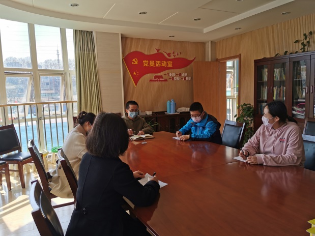 20200318【安全第一】下庙园区：我园开展疫情防控演习_html_m16250f7b.jpg