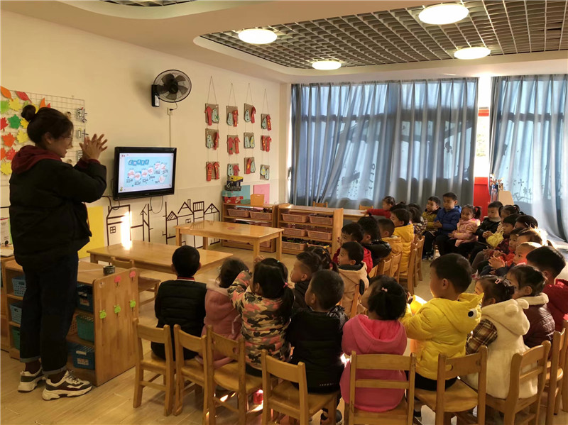 12月家长助教新闻(1)_html_m2c56021e.jpg
