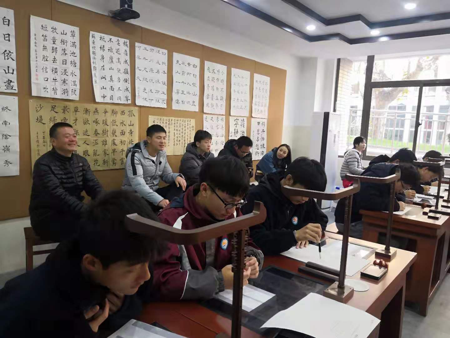 听黄雅琼课 评委.jpg