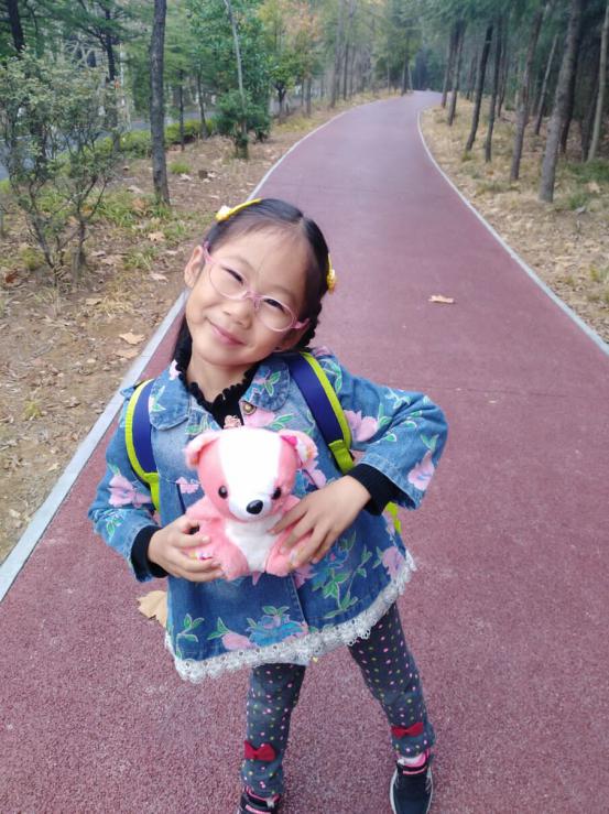 微笑是最美的名片_html_m35e18979.jpg