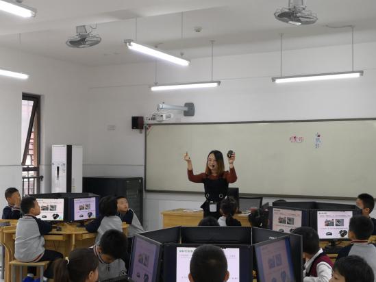 信息组10.12_html_m2bde6312.jpg
