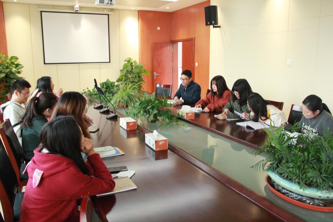 【知行晓庄】给时光以生命 ——记南京市晓庄小学青年教师工作总结暨布置会