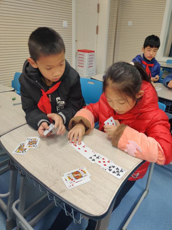 快乐伴数学同行，智慧随思维生长_html_4930952d.jpg