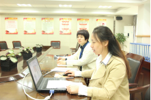 2019-11-12区督导组来园检查师德302.png