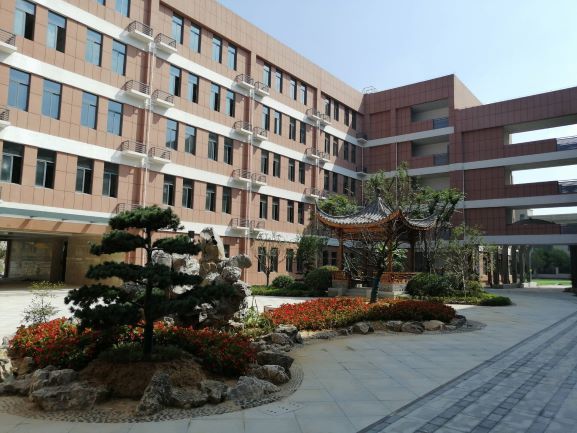 尧和路校区1.jpg