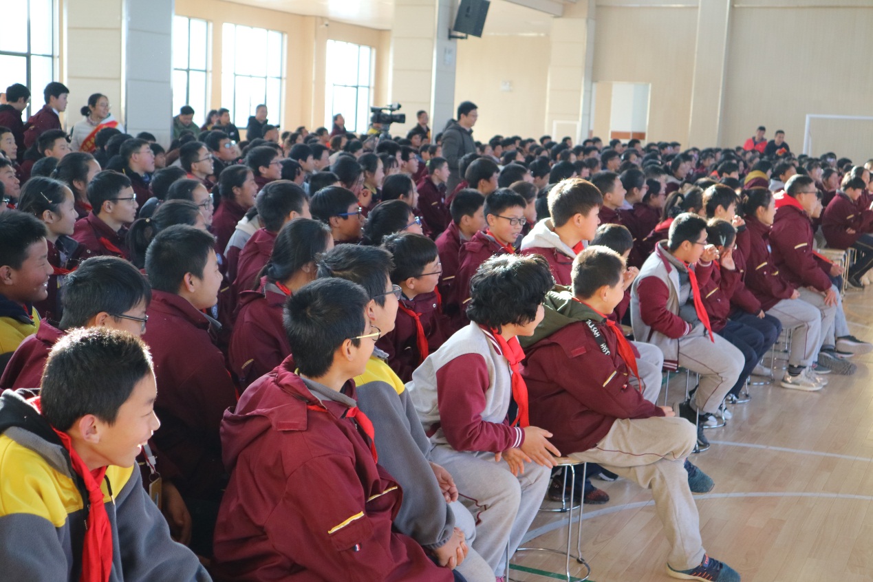 20191231元旦汇演暨办表彰大会新闻稿_html_76f66519.jpg