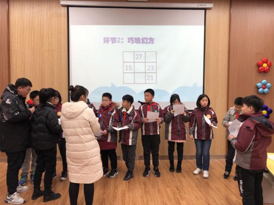 1218达人PK赛董智写_html_m5cf88bbf.jpg