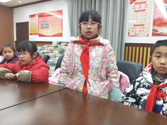 大手寒冬暖小手 助学助梦助成长新闻稿_html_40031325.jpg