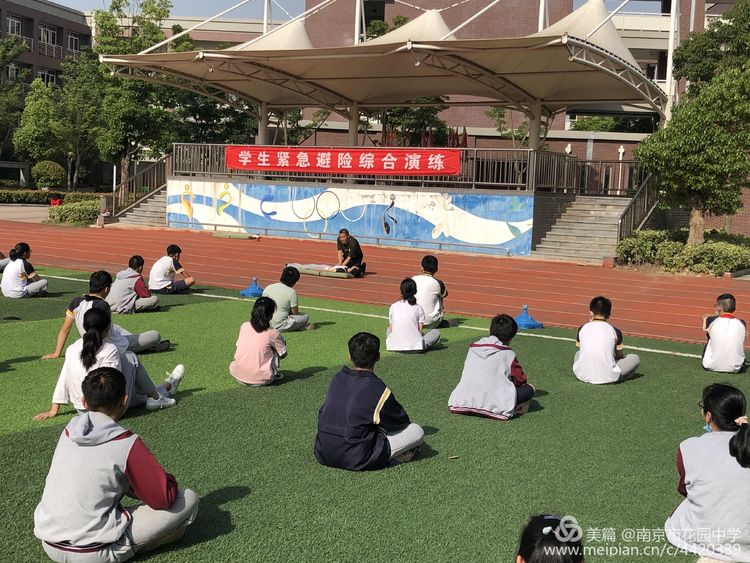 新建 DOC 文档_html_6b9ecb94.jpg
