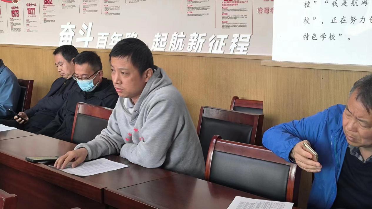 臻美花中 崇文教学--期中质量分析会_html_m752dac1f.jpg