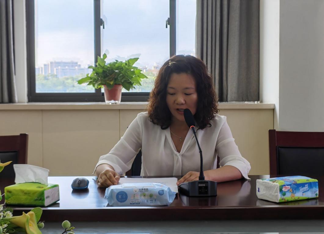 师徒结对传帮带，双向互进共成长_html_m405539ca.jpg