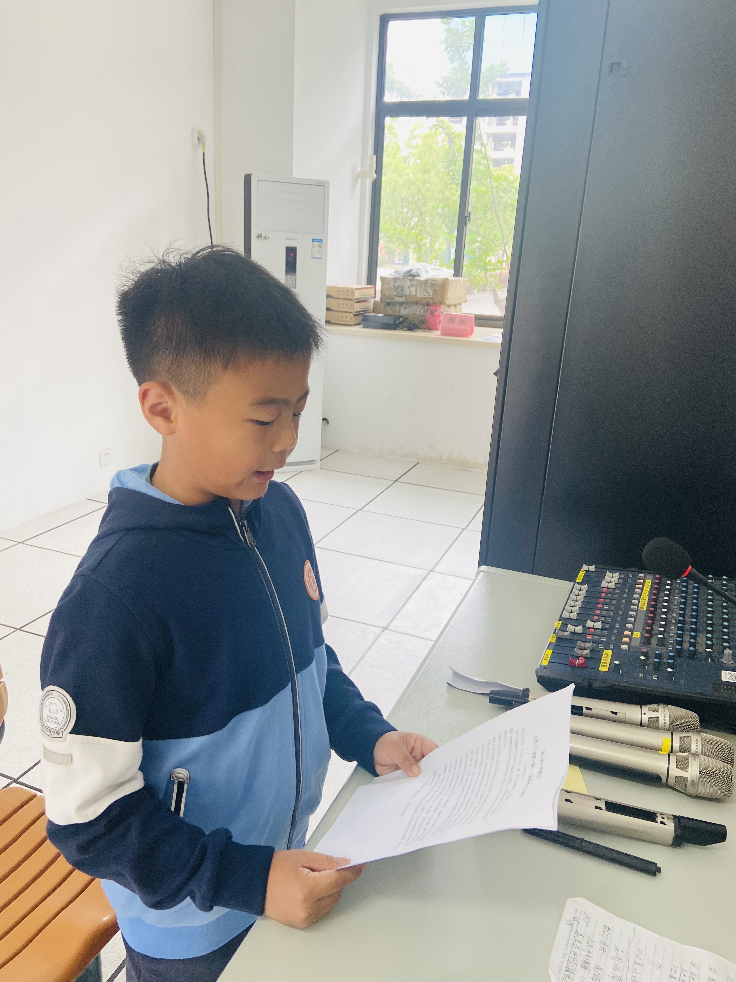 5.心语小广播新闻稿-心理健康教育月系列活动_html_m48c53d21.jpg