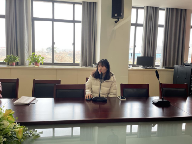 细化德育常规  夯实习惯养成（班主任例会新闻稿）233.png