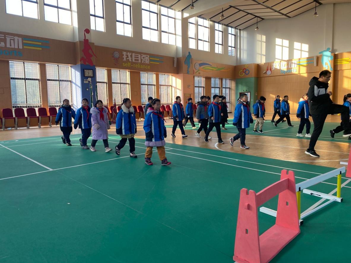 20231228体适能融入日常体育课堂的教学研究—南京市晓庄小学体育组校本研修活动（2）_html_6b9dff2b.jpg