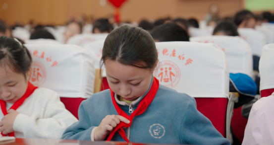 感悟生命奇迹,勇毅成长之路——南京市晓庄小学(行知校区)2025-2026学年高年级生命教育主题讲座小记2625.png