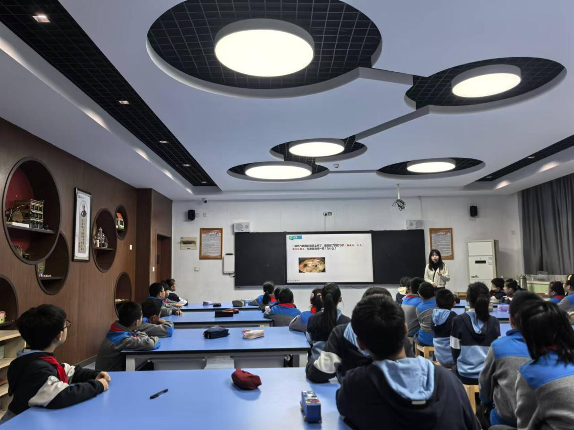 20241102京市晓庄小学10月教育教学简报_html_mfad2982.jpg
