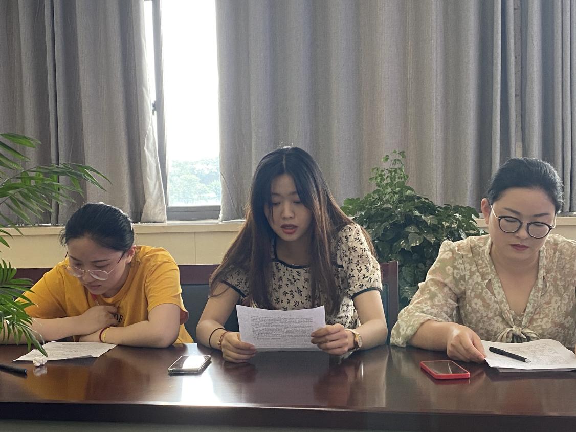 班主任总结会_html_m340347ca.jpg