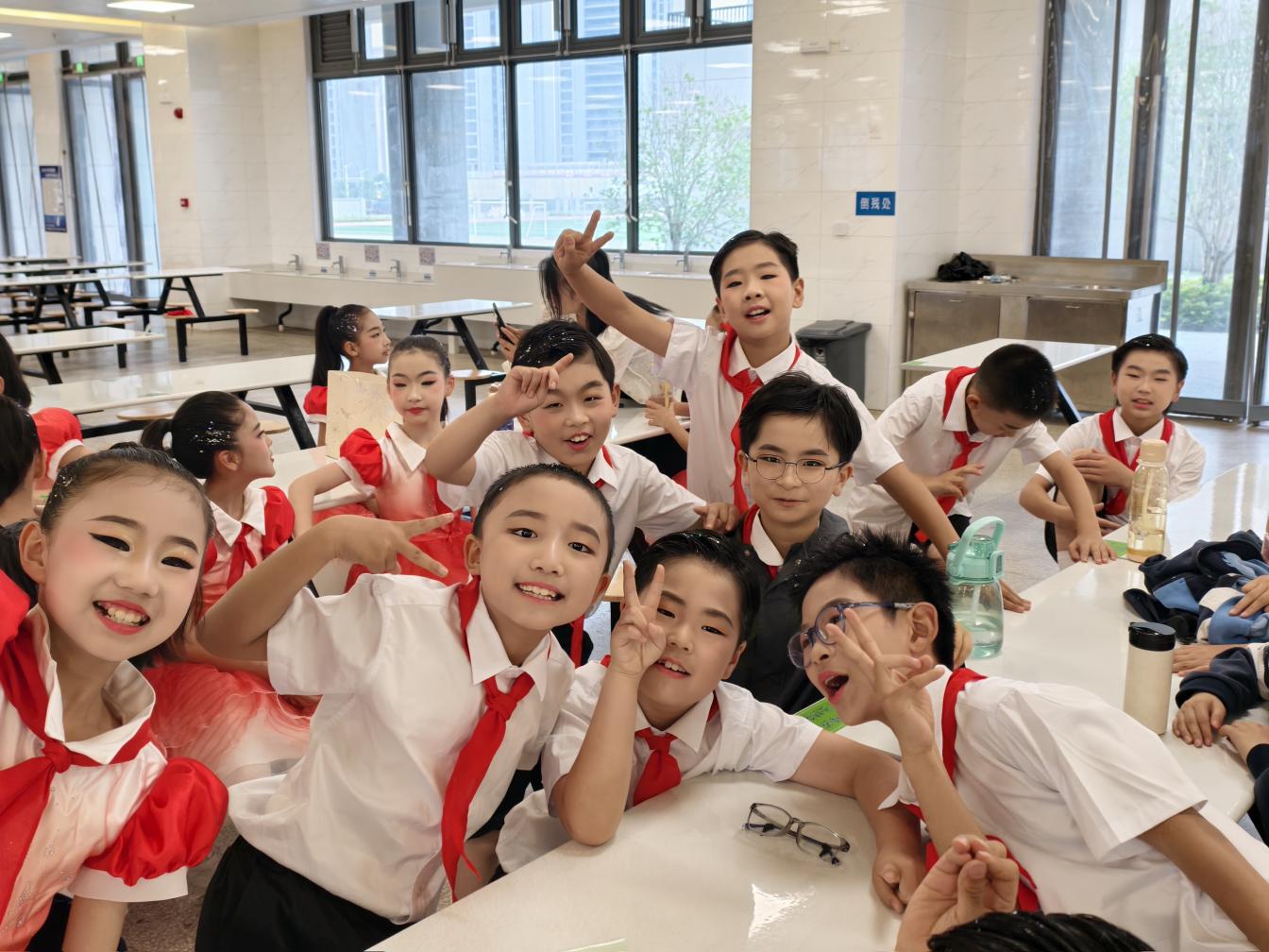0523集体舞新闻稿 (2) (1)_html_m4ac87a7d.jpg