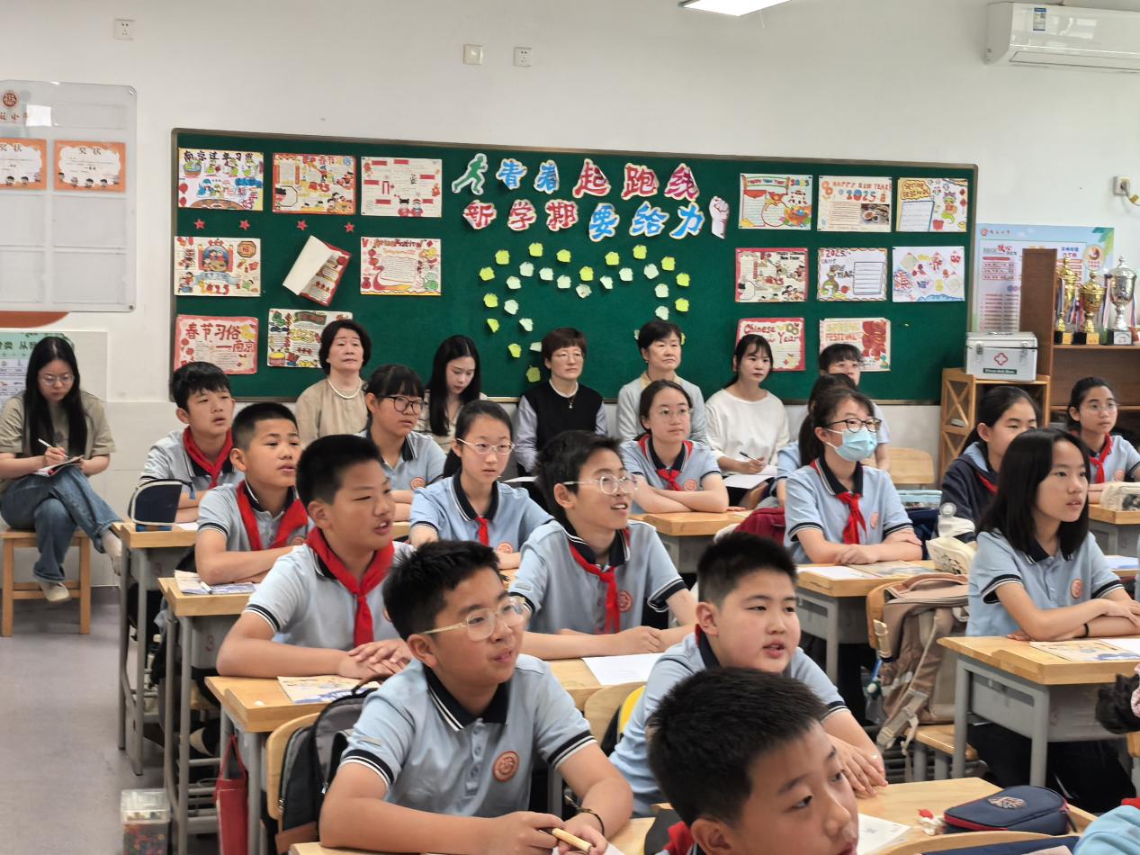 视导引领促成长 课堂深耕见实效_html_m2b31fecf.jpg