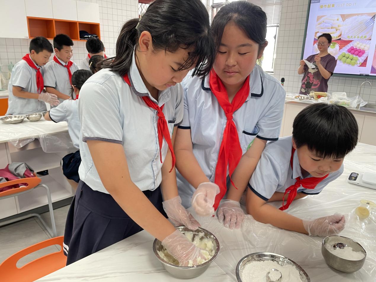20250516班级结队 (1)_html_6459ed0a.jpg