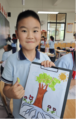 【知行晓庄】指纹绘心树 生命绽华彩——2024-2025学年第二学期心理健康教育月系列活动（五）