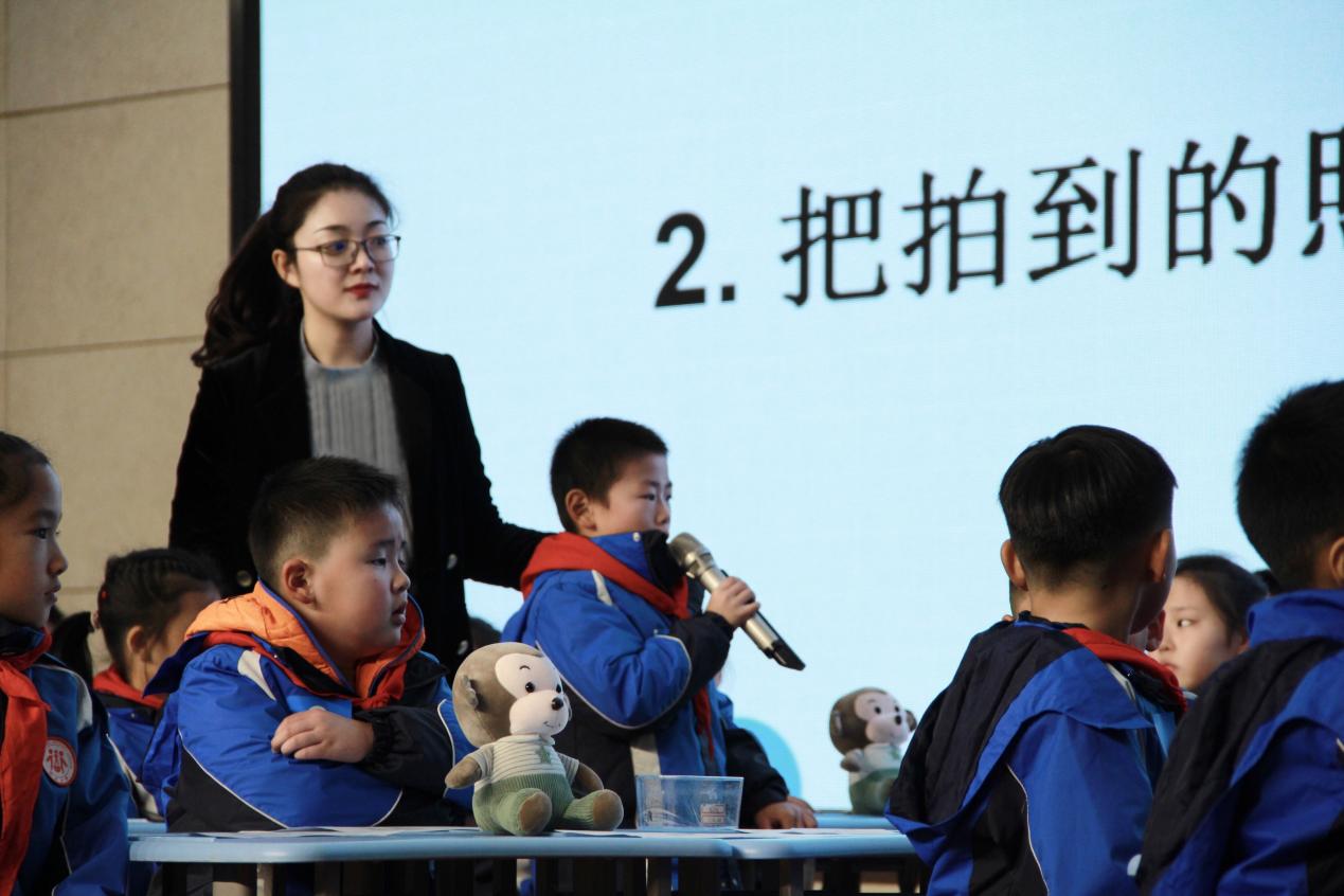 丁洁.jpg
