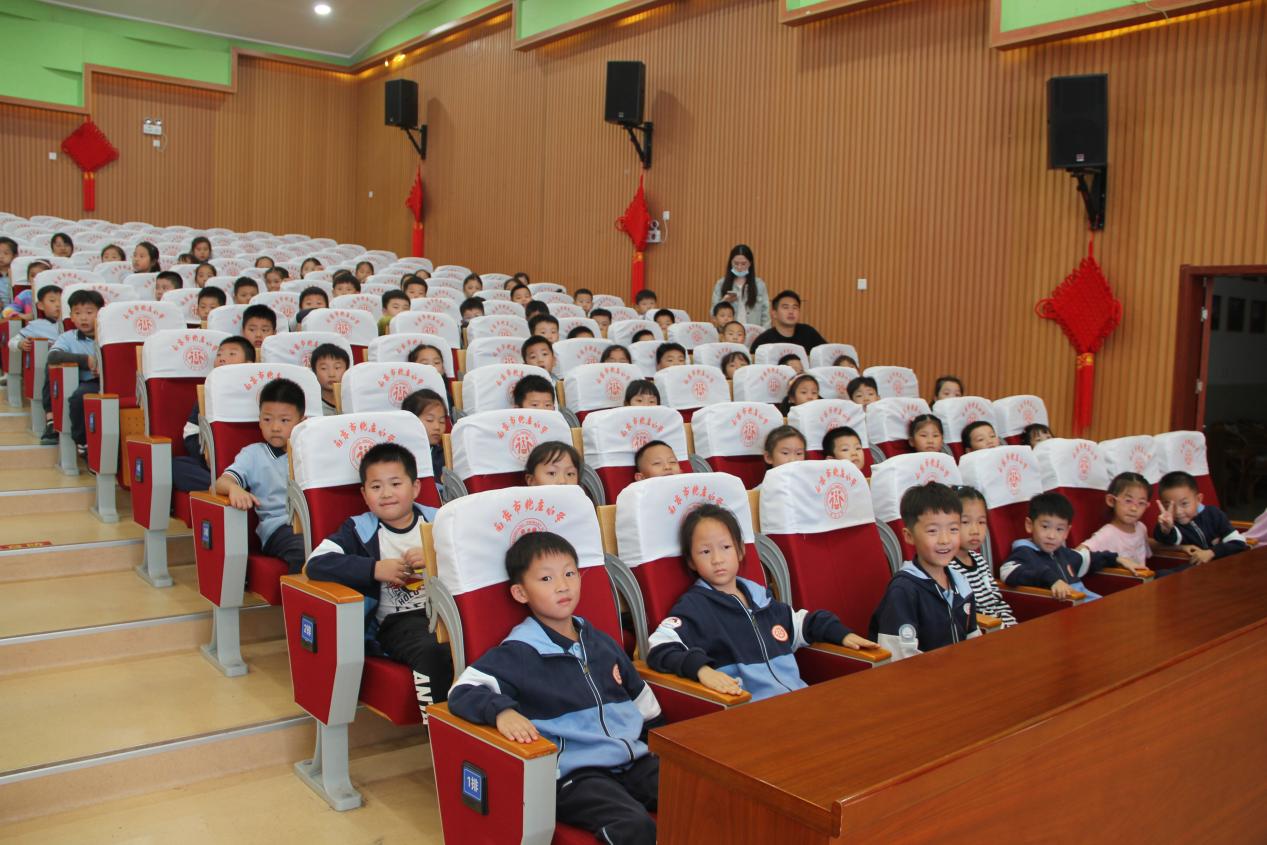 2023.10.27小小朗读者新闻稿(1)_html_7d28cbea.jpg